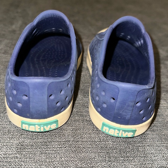 NATIVE Navy Blue Slip on’s - Picture 2 of 4